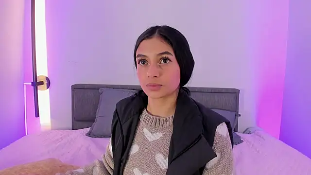 lilith_petit_ Live XXX-chat