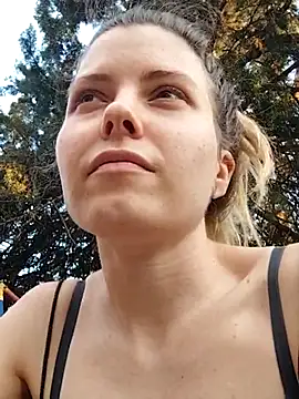 Webkamerová show MochiNy4n