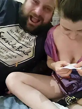 MochiNy4n webkamerás műsora