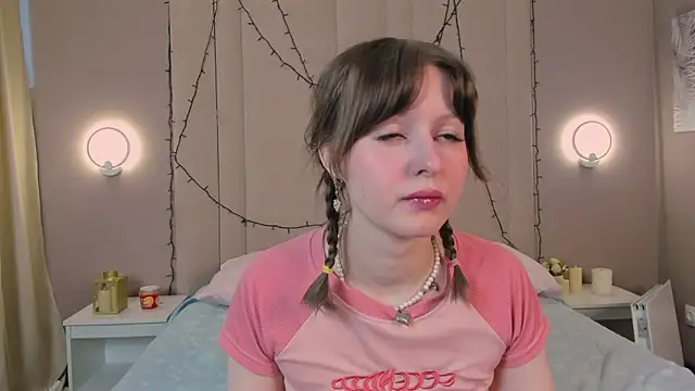 AdeleSilvy – Naživo XXX chat