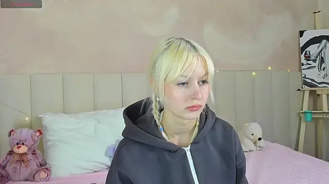 Chat +18 de AdeleSilvy ao vivo