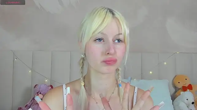 AdeleSilvy 라이브 XXX 채팅