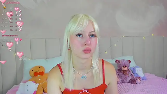 AdeleSilvy: онлайн-секс-чат