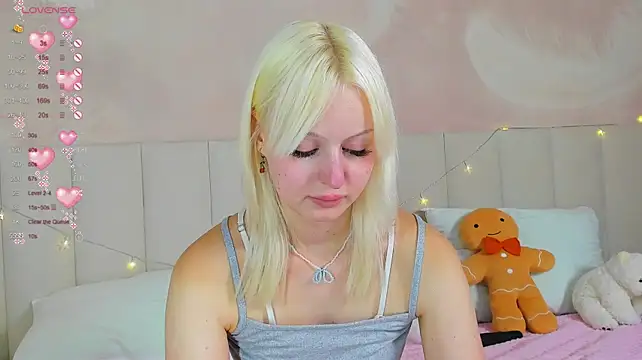 AdeleSilvy XXX чат на живо