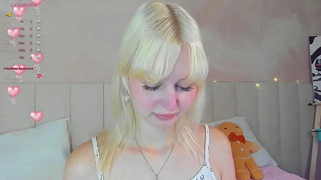 AdeleSilvy – Live XXX-chat