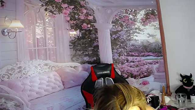 Layla-Wattson's Webcam Show