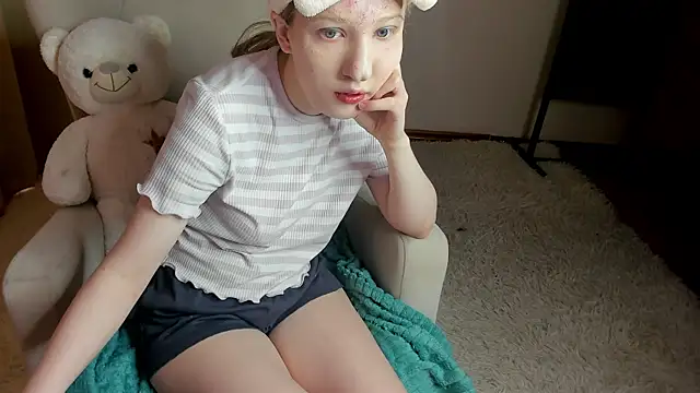 tracy_aw élő XXX-chatje