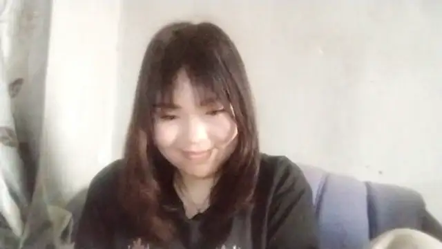 MollyAsian Live Chatraum