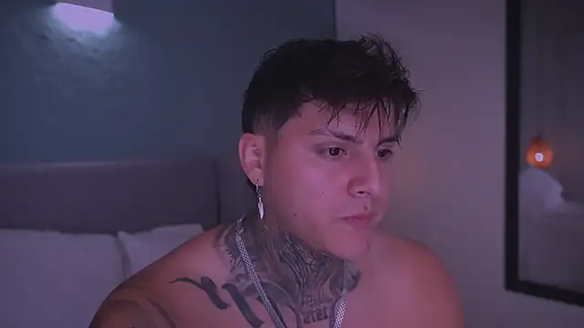 goldenatlasX Webcam show