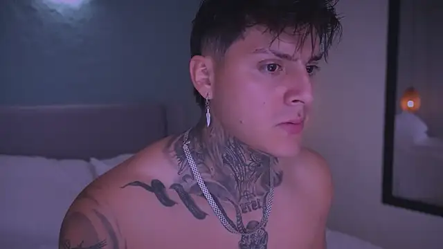 goldenatlasX Webcam show