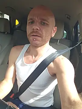 FrankieFuckMeXX Show Webcam
