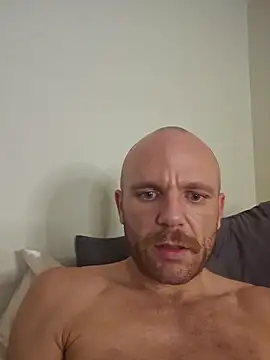 Show modela FrankieFuckMeXX na web-kameri