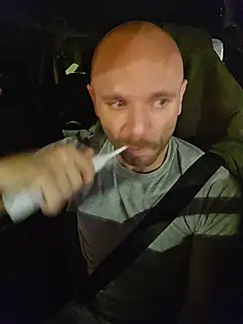 Webkamerová show FrankieFuckMeXX