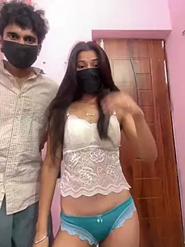 Show modela MissHermione2 na web-kameri