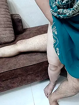 Desikalakaar0069: διαδικτυακό σόου στην κάμερα
