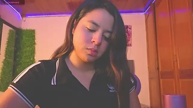 IsaBluee Webcam-Show