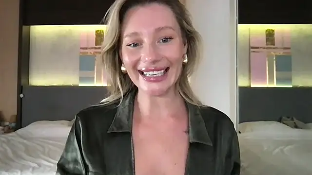Stella_muse – Kamerová šou