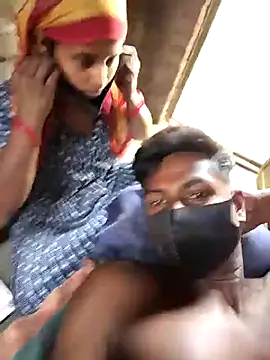 Village_Couples77 网络视讯表演