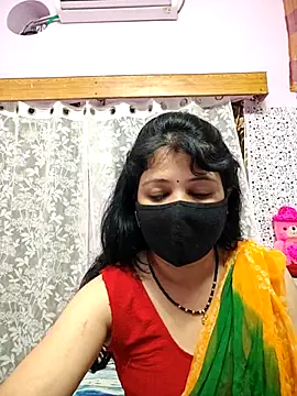 Show modela Priyaji7575 na web-kameri