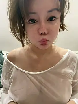 Mia-zhan 网络视讯表演