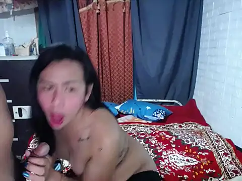 BriannaCruz24's Webcam Show