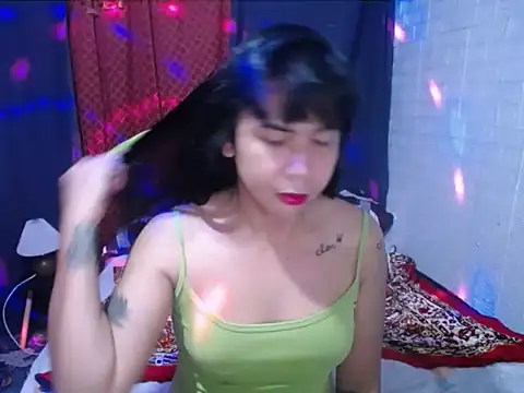 BriannaCruz24 ওয়েবক্যাম শো