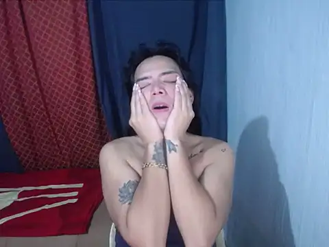 BriannaCruz24 Show Webcam