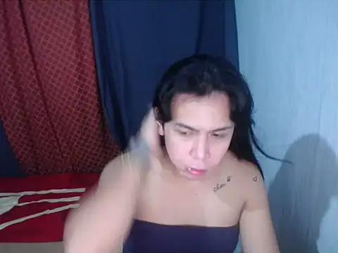 BriannaCruz24のウェブカメラショー