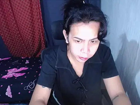 BriannaCruz24 Show in webcam