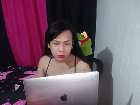 Show de BriannaCruz24 na webcam