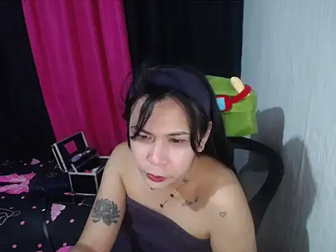 BriannaCruz24's Webcam Show