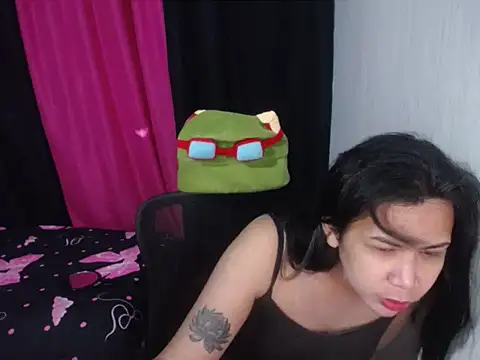 Show de BriannaCruz24 na webcam