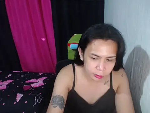 BriannaCruz24's Webcam Show