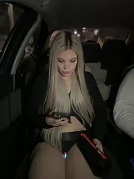 AlyssaFoxx_'s Webcam Show