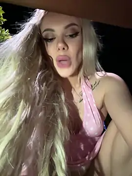 Show modela AlyssaFoxx_ na web-kameri