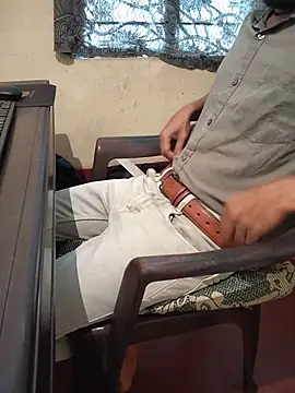 monstrous_bull webcam show