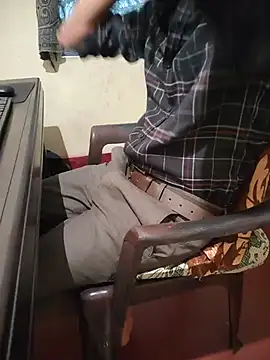 monstrous_bull Webcam Show