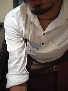 monstrous_bull Show in webcam