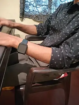 monstrous_bull Webcam show