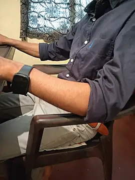 monstrous_bull Webcam show