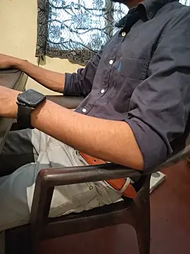 monstrous_bull webcam show
