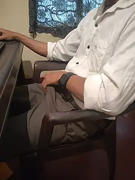 monstrous_bull Webcamshow