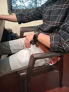 monstrous_bull Webcam show