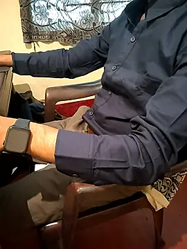 monstrous_bull webcam show