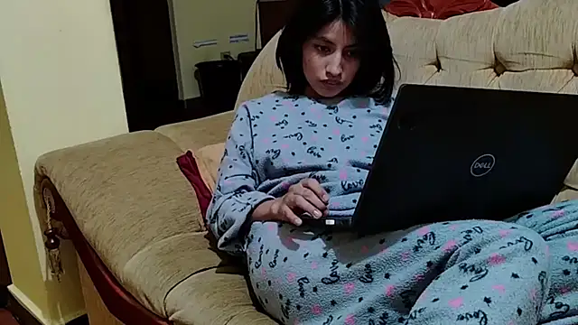 Chat +18 de mindymiaw ao vivo