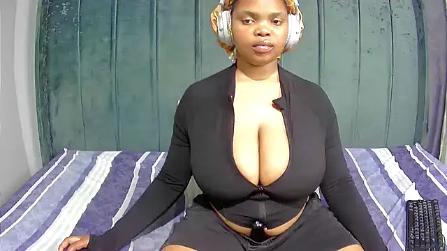 SexyZuvan Webbikameraesitys