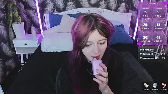 Ashley_Veil Pertunjukan Webcam