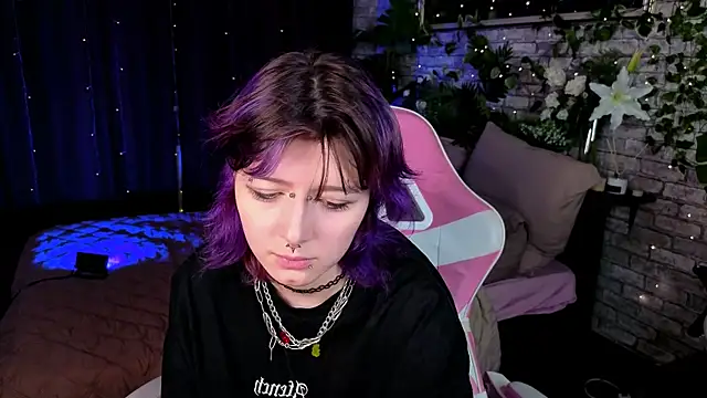 Ashley_Veil Show in webcam