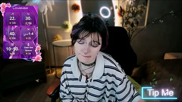 Ashley_Veil Adlı Modelin Canlı XXX Sohbeti