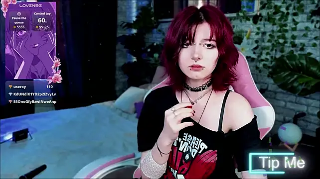 Ashley_Veiln Webbikameraesitys